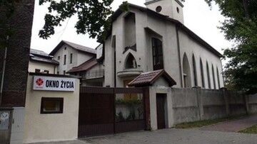 Sosnowiec. Kilkutygodniowy chłopiec w oknie życia