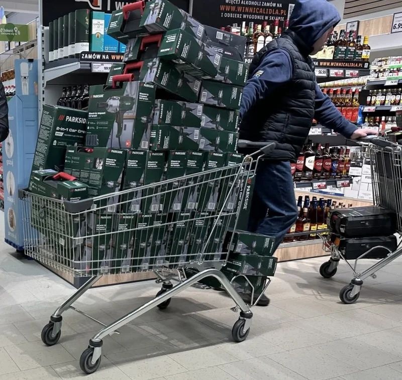 3e41a10f-8484-4bcd-81d7-e7fd49fc1506