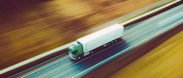 Zadłużony transport mocno inwestuje
