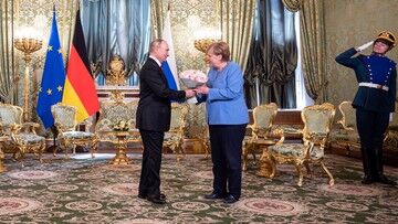 Spotkanie Merkel-Putin w Moskwie. "To dobrze, że ze sobą rozmawiamy"