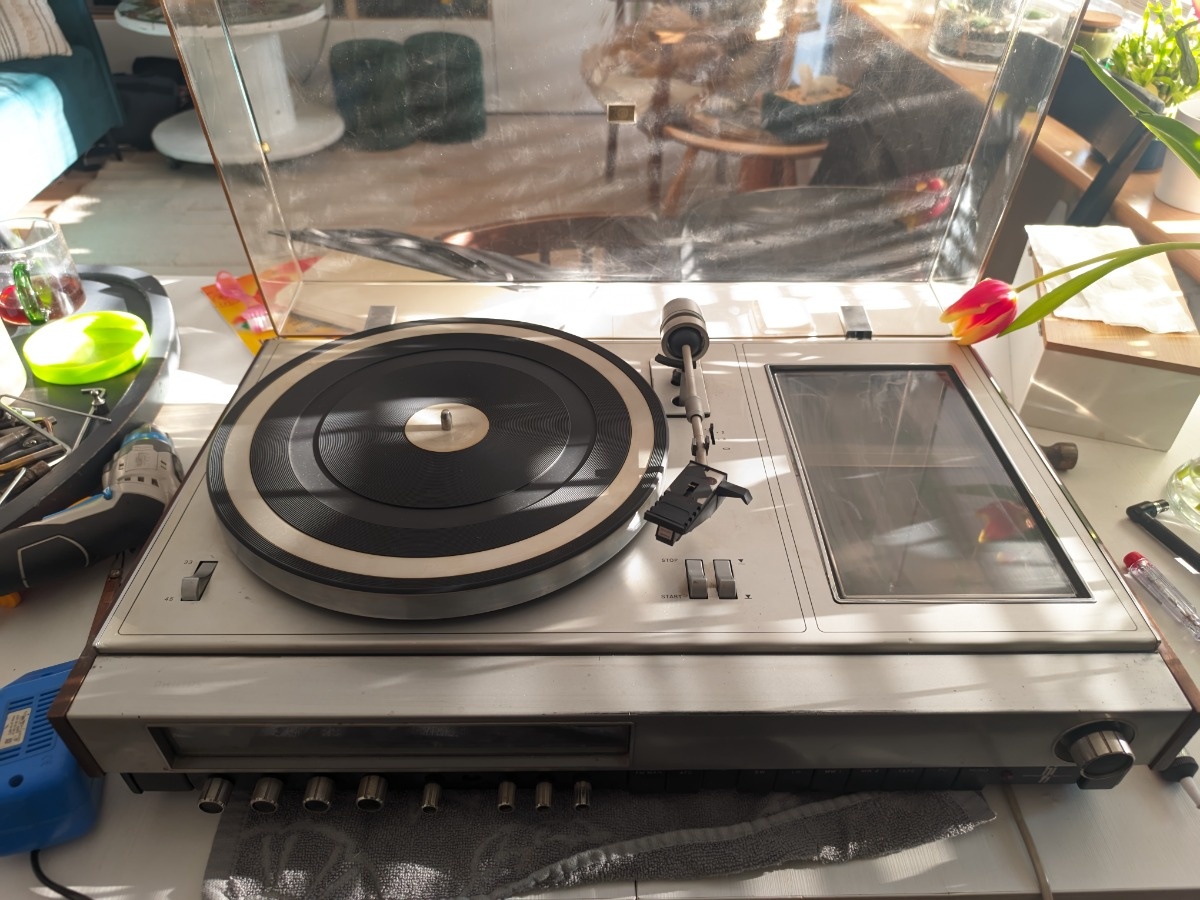 e63170f0-bdf8-47d6-940a-3b871365a257