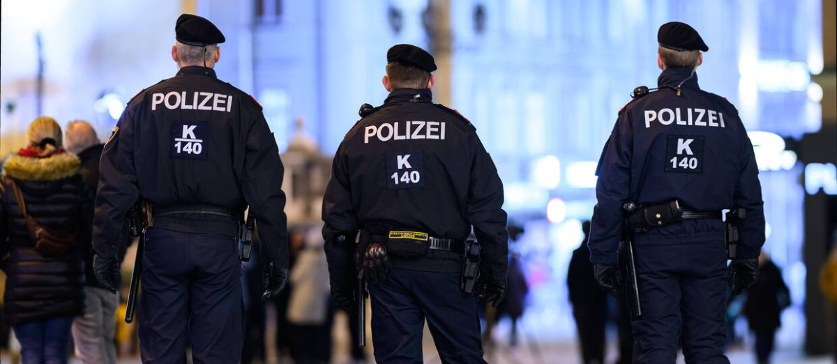 Austria. Po serii ataków bombowych część wiedeńskich bankomatów nieczynna nocą