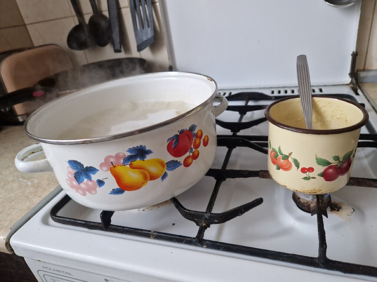 6b717ed8-f1b1-4634-bd43-fe77c628430c