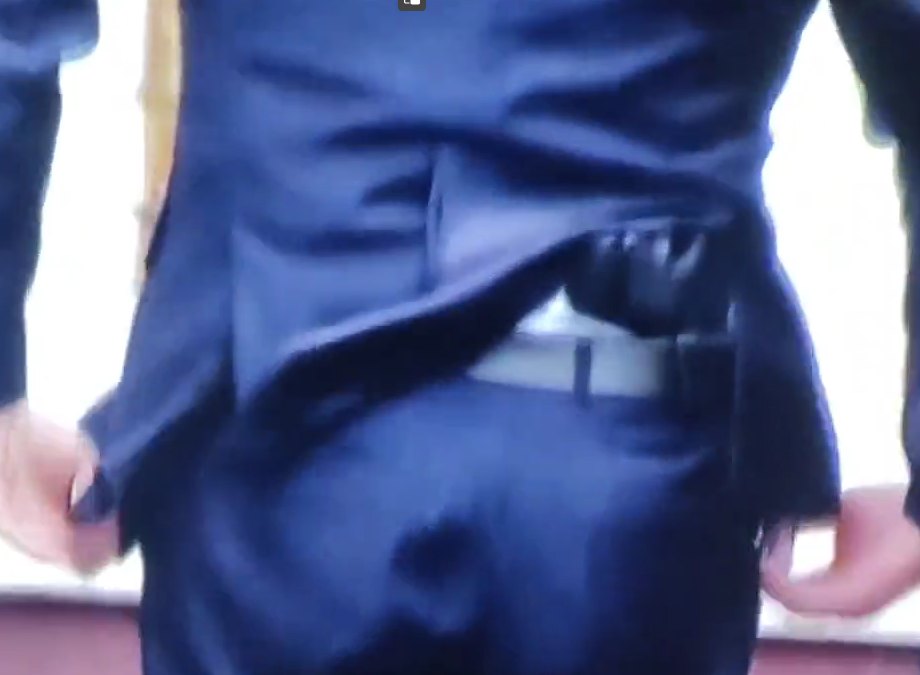 Ziobro chodzi z klamką za spodniami