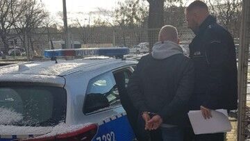 Warszawa. Mężczyzna był poszukiwany za morderstwo. Wpadł bo nie nosił maseczki