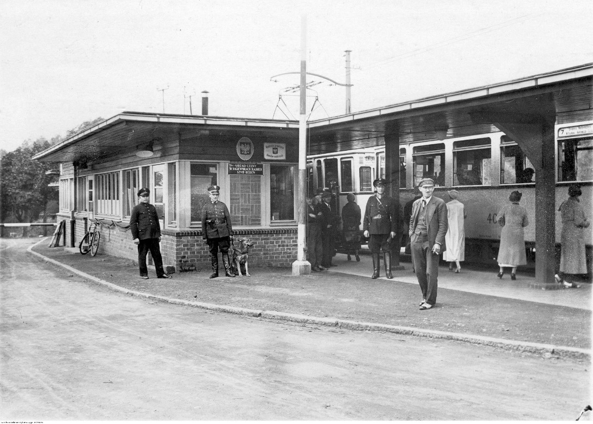 8db8e0f4-37da-421c-ba69-c57b2004817e