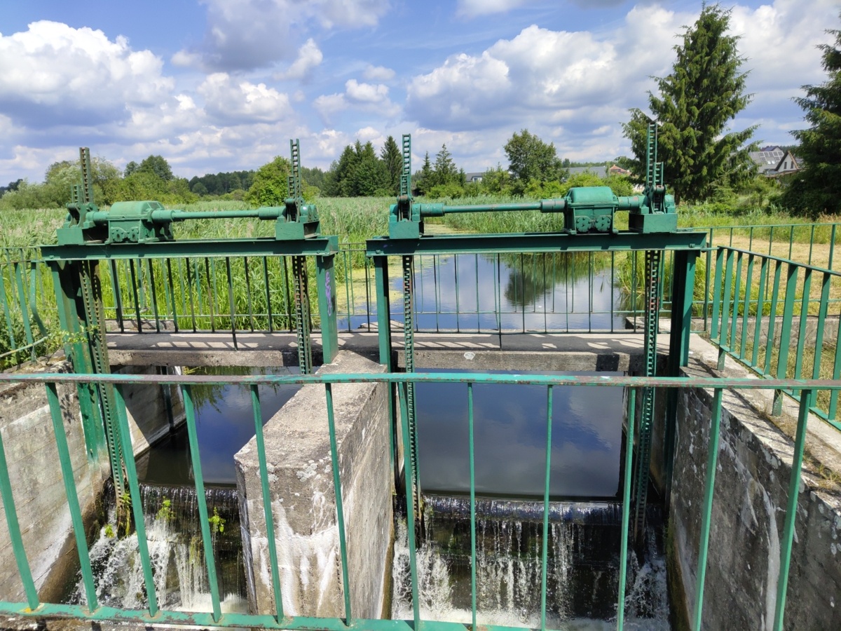 7f186aa2-42e1-4d3f-86e5-ebee5a3f011f