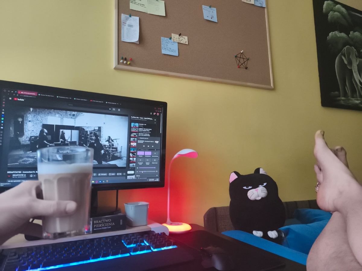 c917d762-b2e4-46aa-9196-654940ad75cb