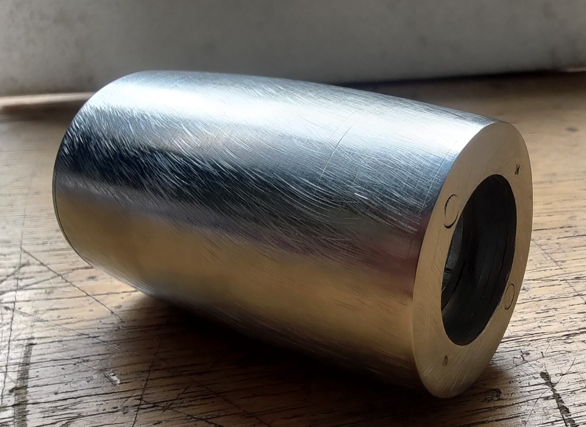 Szlifierka na pas bezkońcowy - rolka baryłkowa, gotowa.