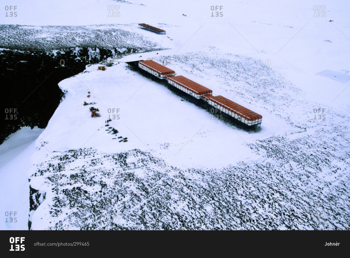 Inżynier z SANAE IV opowiada o warunkach w bazie. "To było jak zamknięcie ośmiu byków z jedną krową"