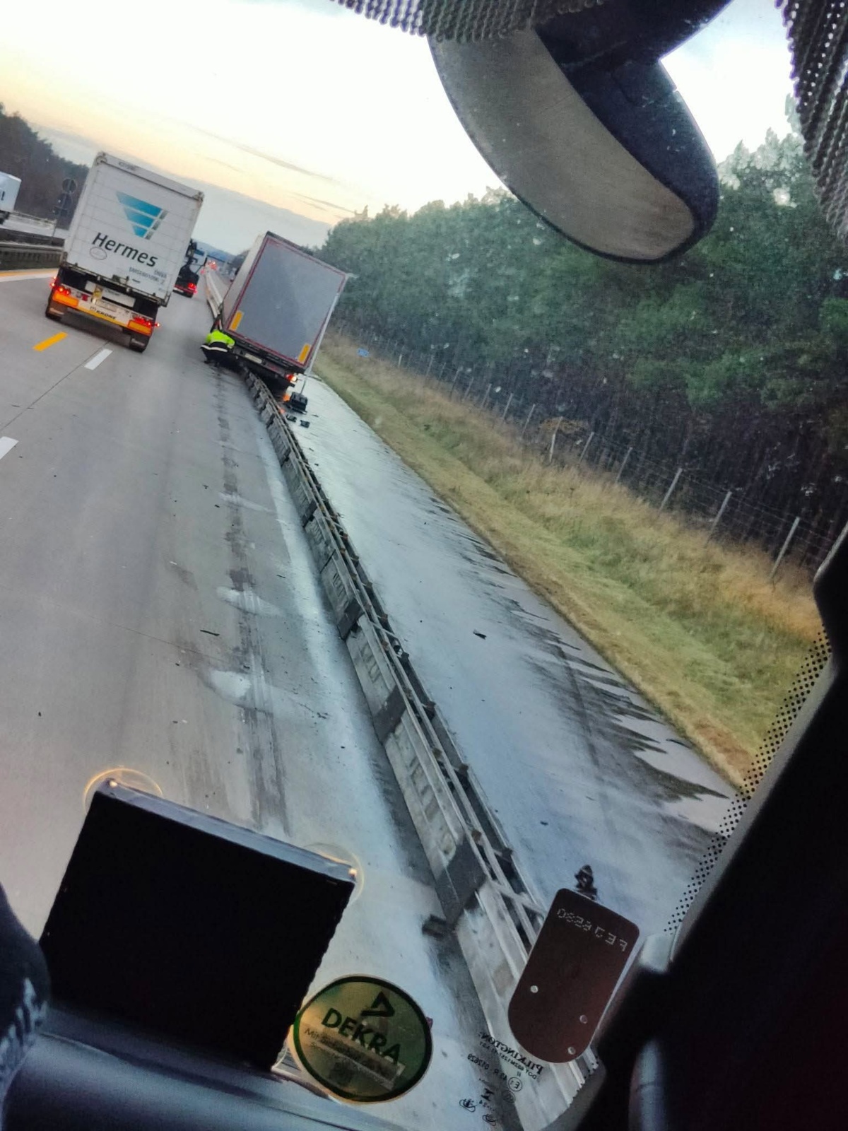 76848db2-e314-4030-9c60-8886802b5f1d