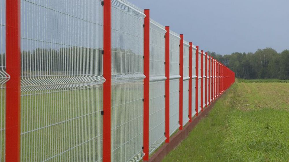 Zamieszanie wokół "podatku od ogrodzenia". MF dementuje