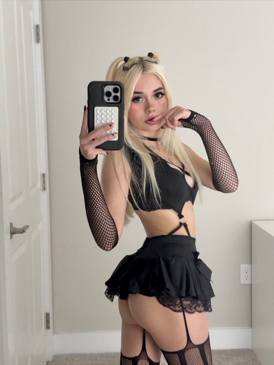 325e62b3-4048-4037-b338-8b0cb2ba36a9