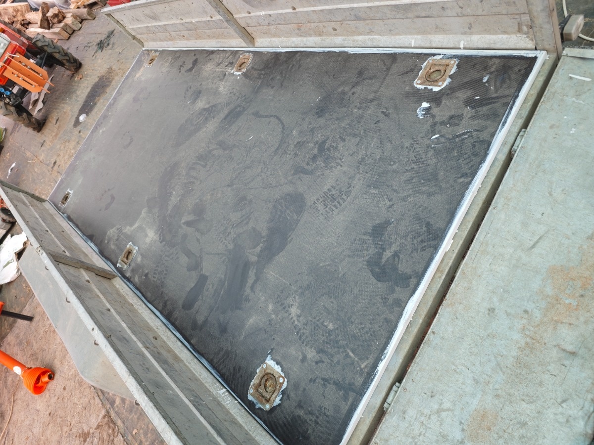 ce888ade-54e1-4457-a0cc-af76b03698fb