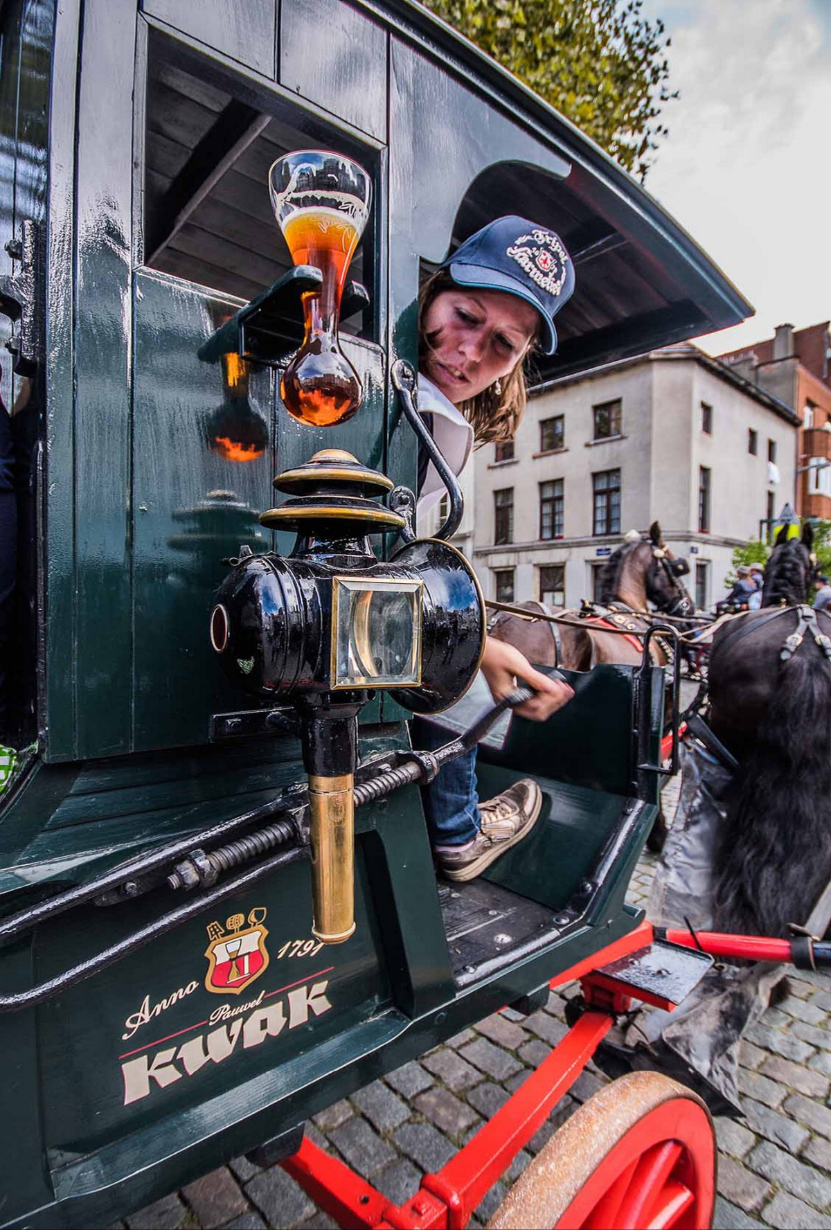 c7b5f068-91ac-4369-8189-3841b6147f09