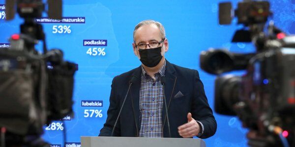 Dynamiczna piąta fala epidemii w Polsce