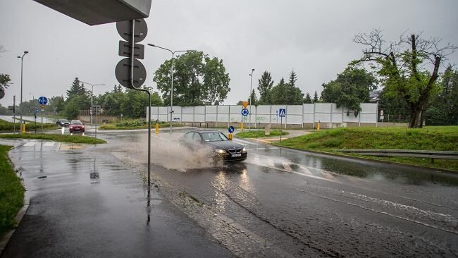 Ulewy nad Polską. Zalane domy i zablokowane drogi