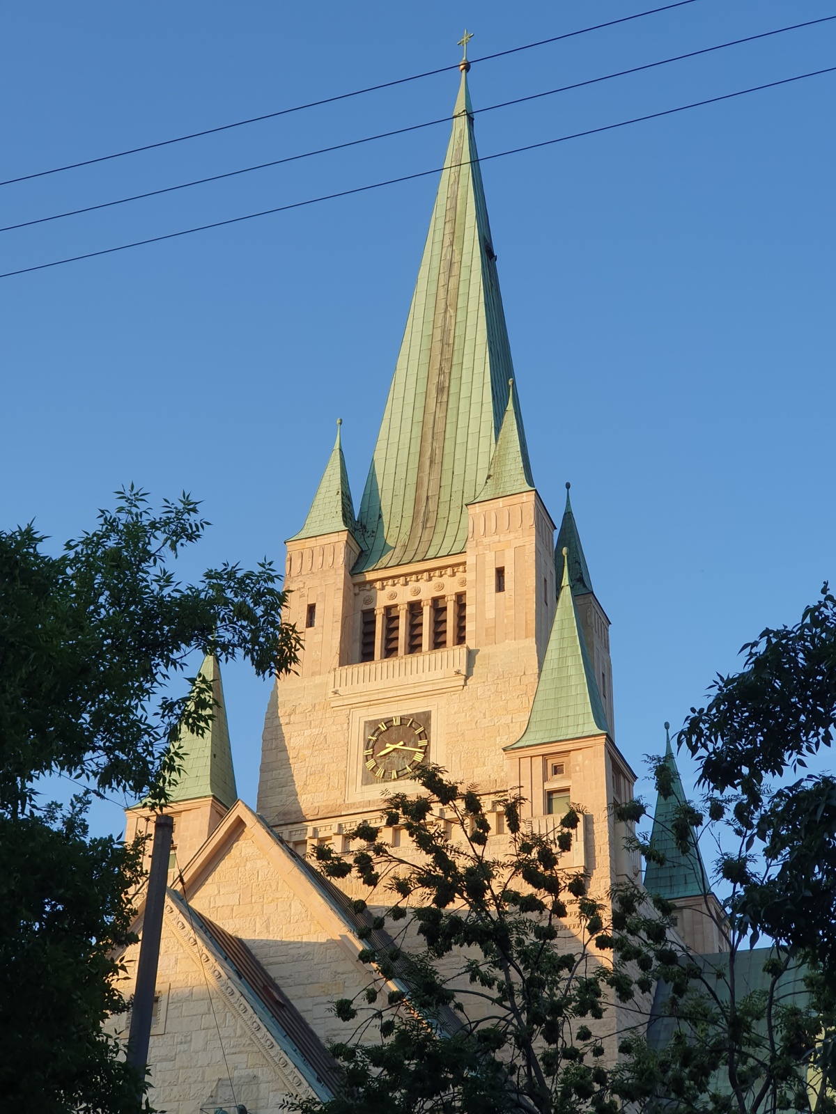 f321c6ee-9fee-46cf-8683-a6104de786a0