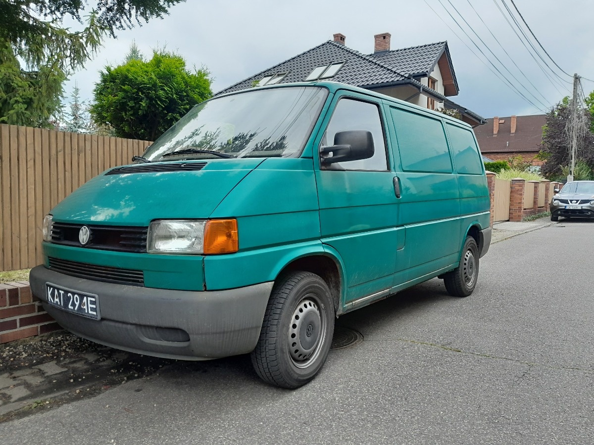 bb00cf6b-787b-4d2a-98ed-d39421edd061