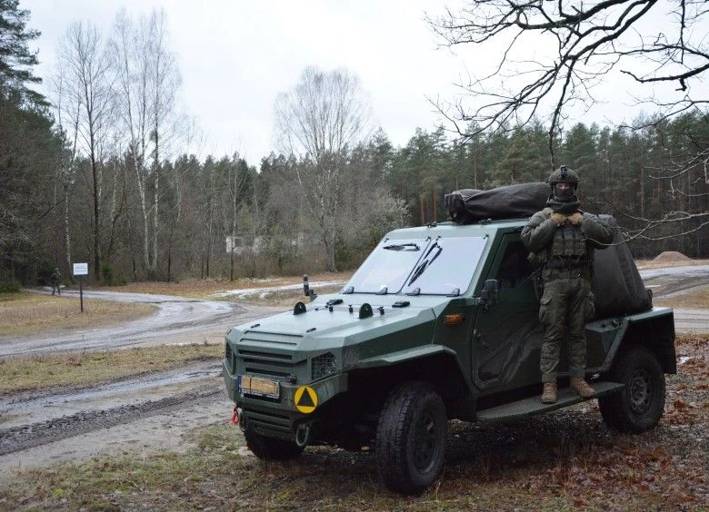 a3e73540-4a26-41fa-8d89-e9446cbe5c49