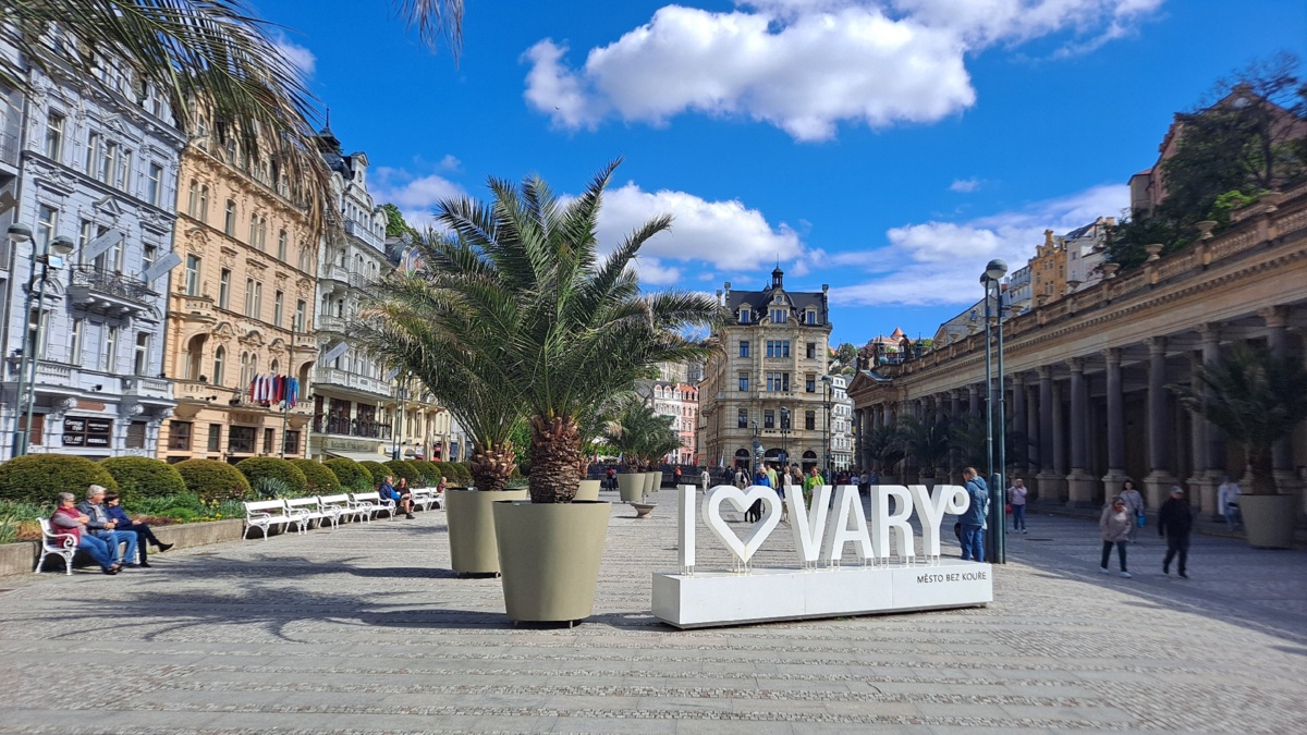 2cff2d7e-d34f-4ec9-8db3-8bd928585bf2