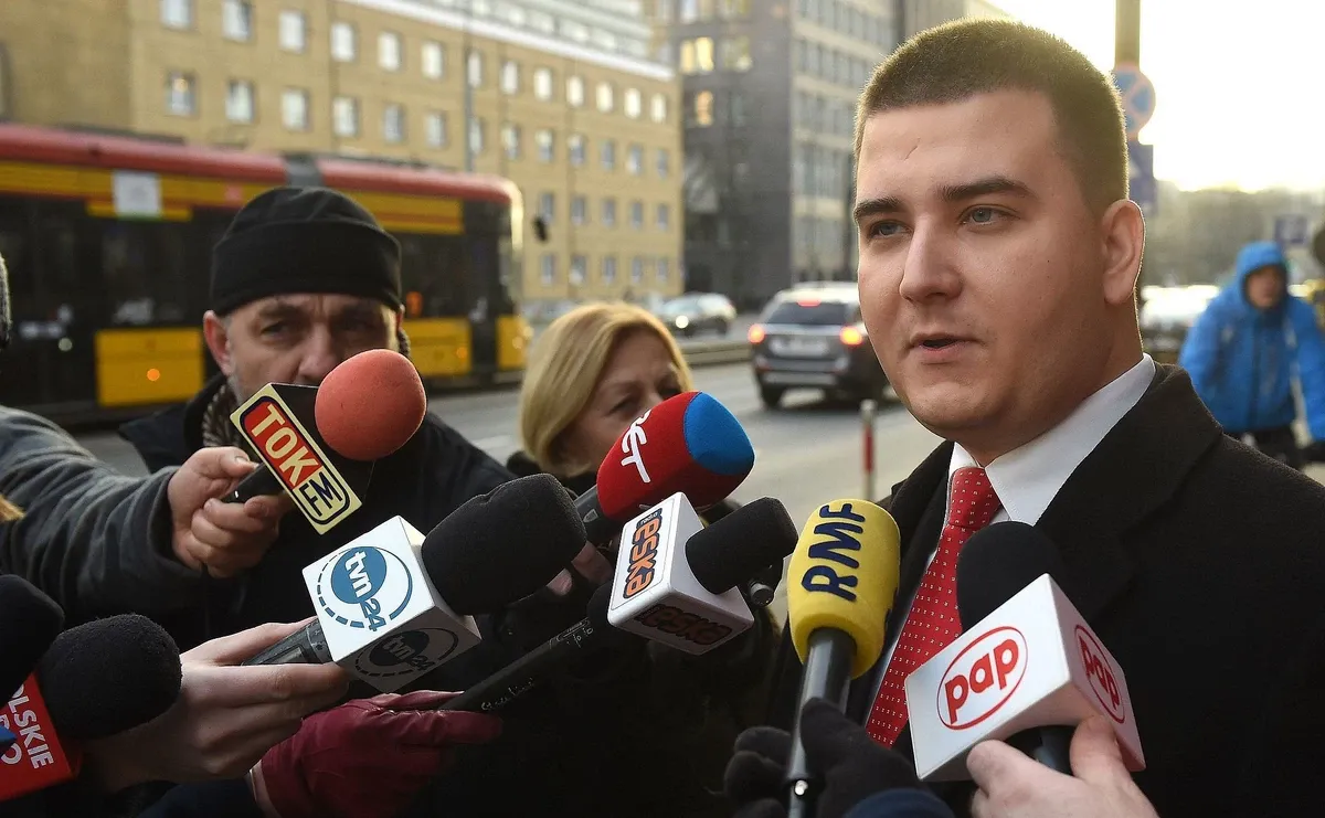 Przypomnienie: Misiewicz w 2015 wtargnął do siedziby CEK NATO