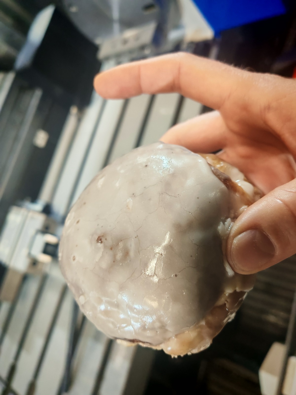 18671022-bfd6-4d25-a7bb-eb93d75efa91