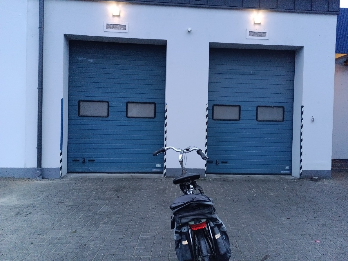 5db6b1db-92e9-4e7e-a838-5fa40556850f