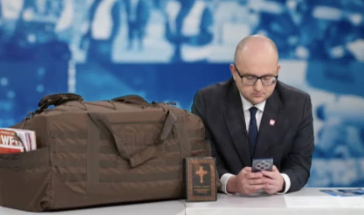 a4eec167-67f7-4fc1-8782-6a7a0a1c4ec4