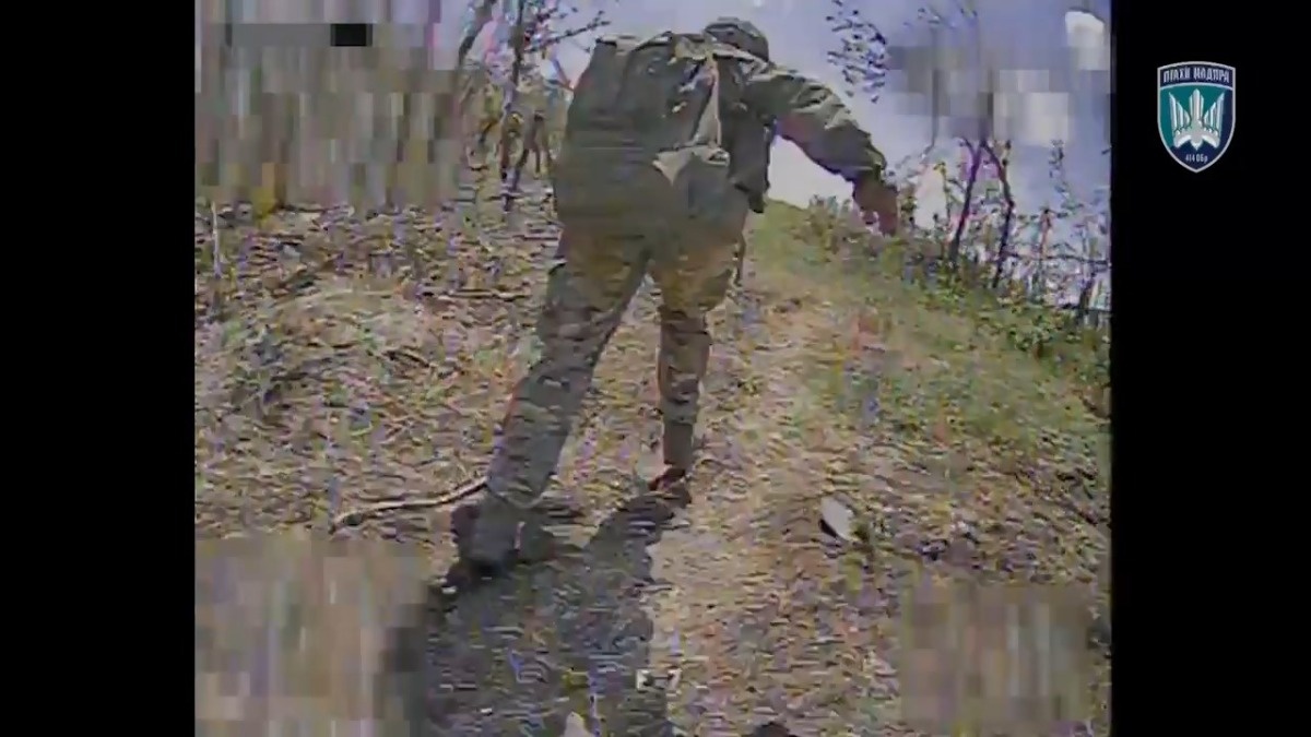 999d8348-a388-465b-971a-ccbf3eadb205