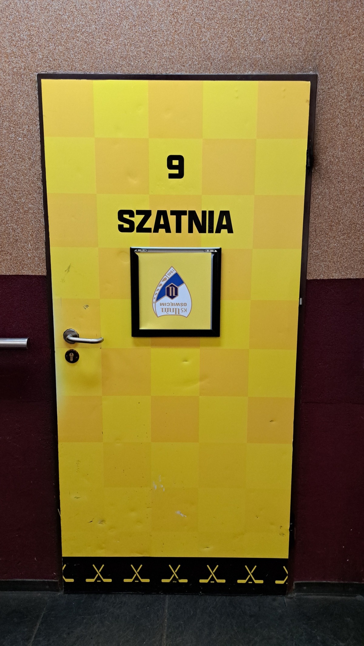 2dee780b-ff8f-4377-b1be-840acbe65c04