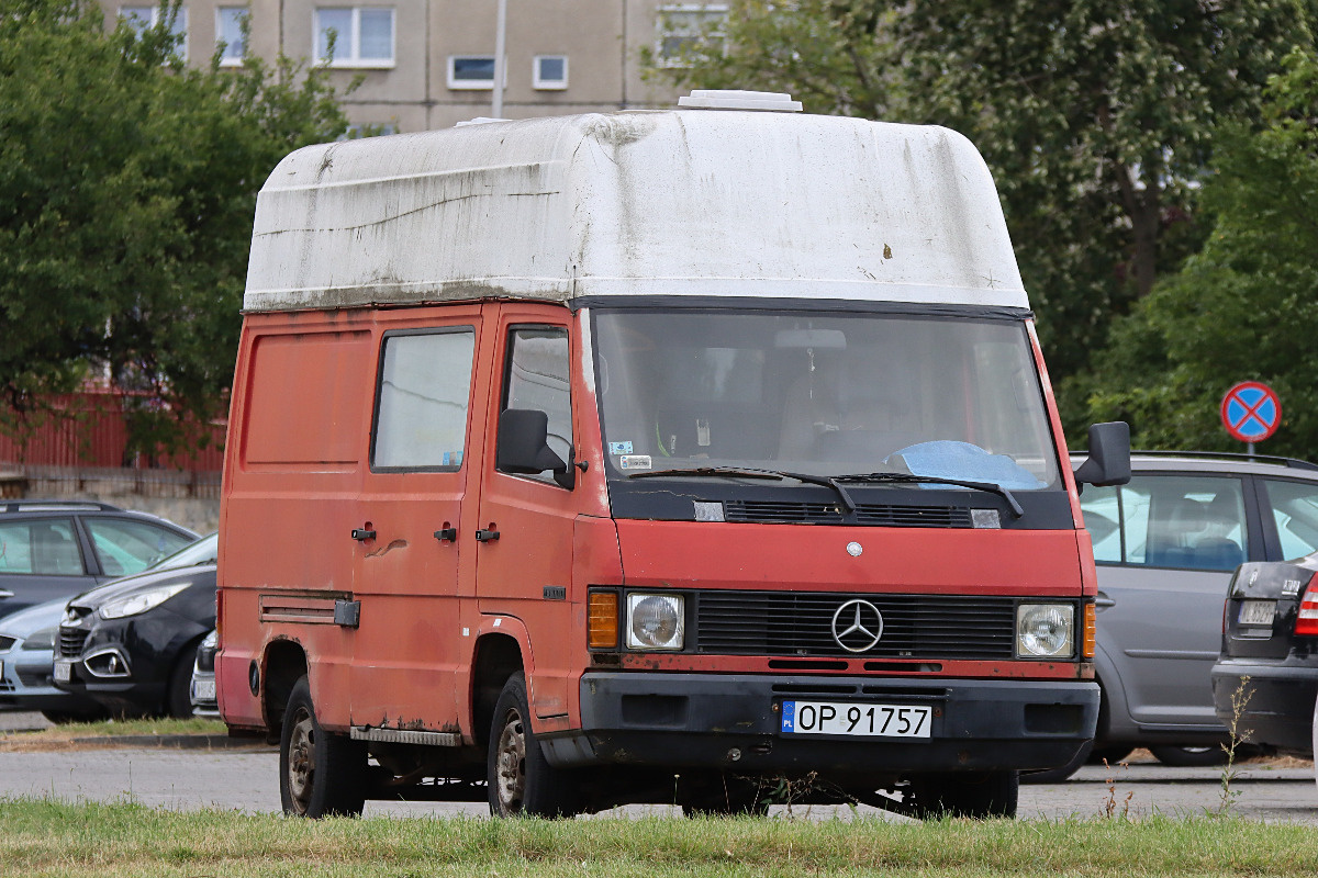 d3ac2161-d510-44b0-8765-4bbf59435dab