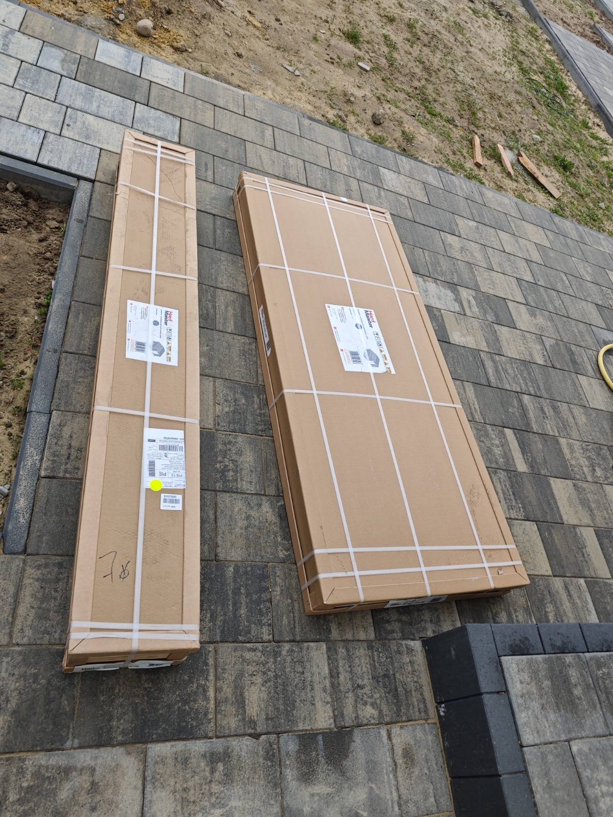 75576e52-a7b4-41ce-b702-1ccf7b645ac9