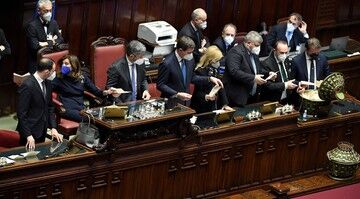 Włochy. "Wybór prezydenta przypomina X-factor". Były premier krytykuje impas we włoskim parlamencie