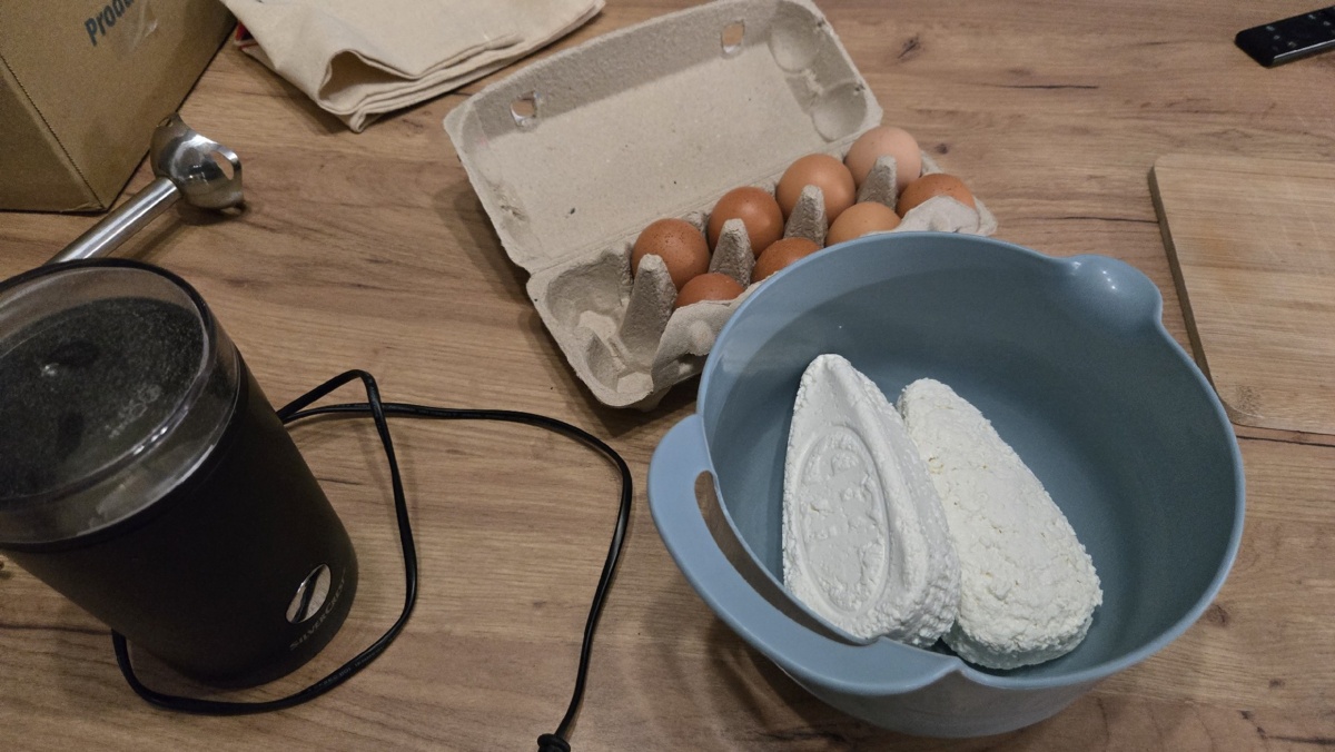 ab0fa2ba-99df-4dd7-90b1-1c7476123842