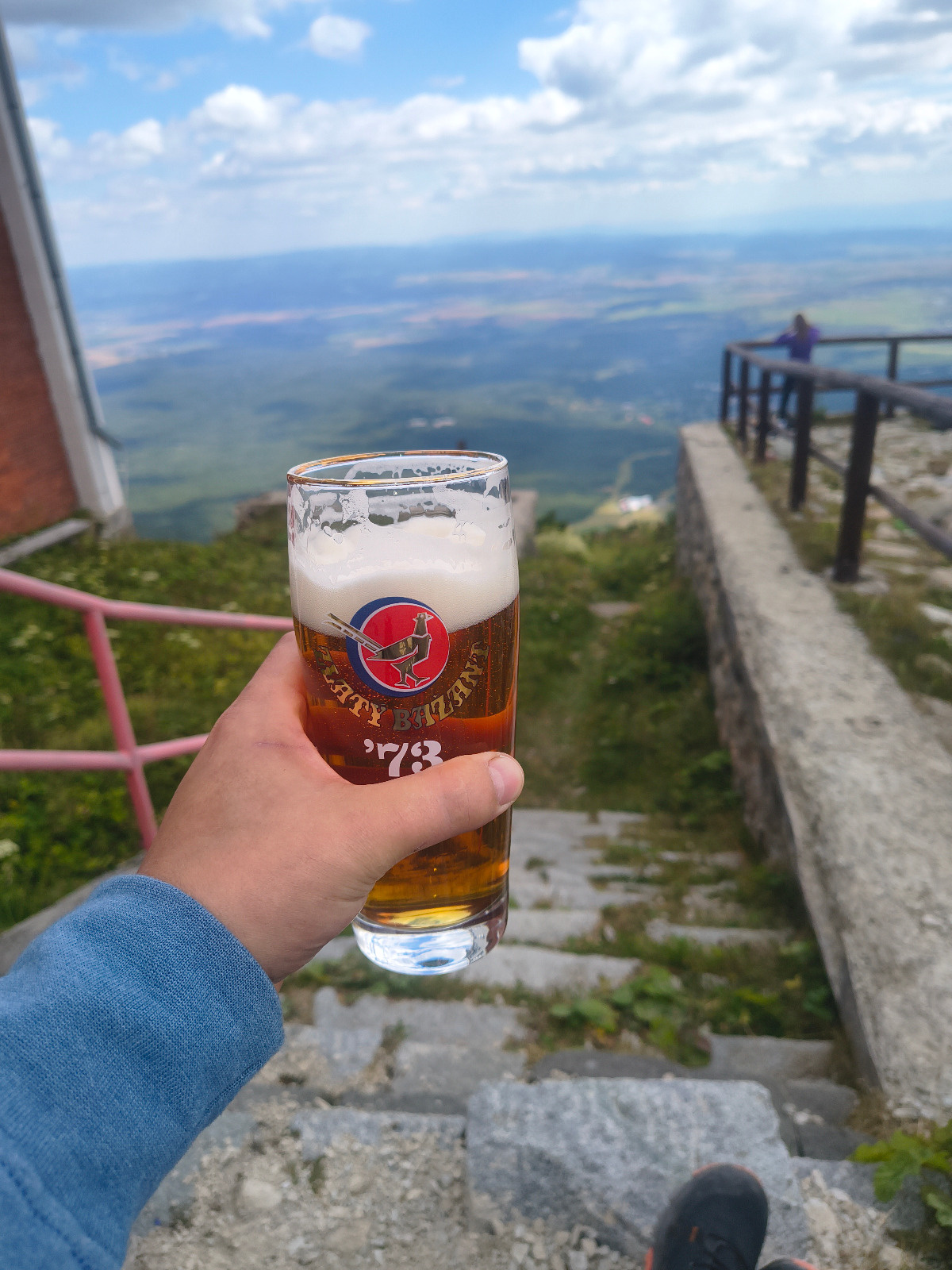 26f43767-a42a-46f1-a1bd-1bedc2b230f2