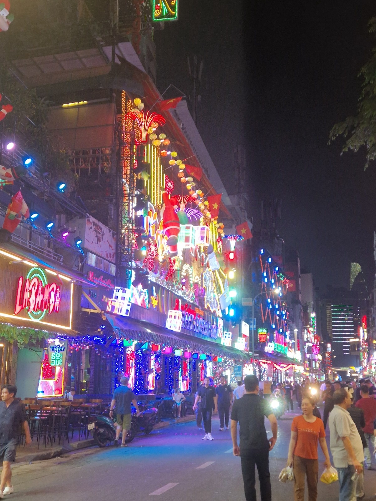 5f30fd02-71cc-480b-a777-042e844df555