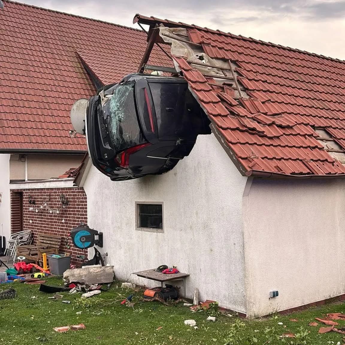 620a688c-63e6-49a6-861f-71e1870c5283