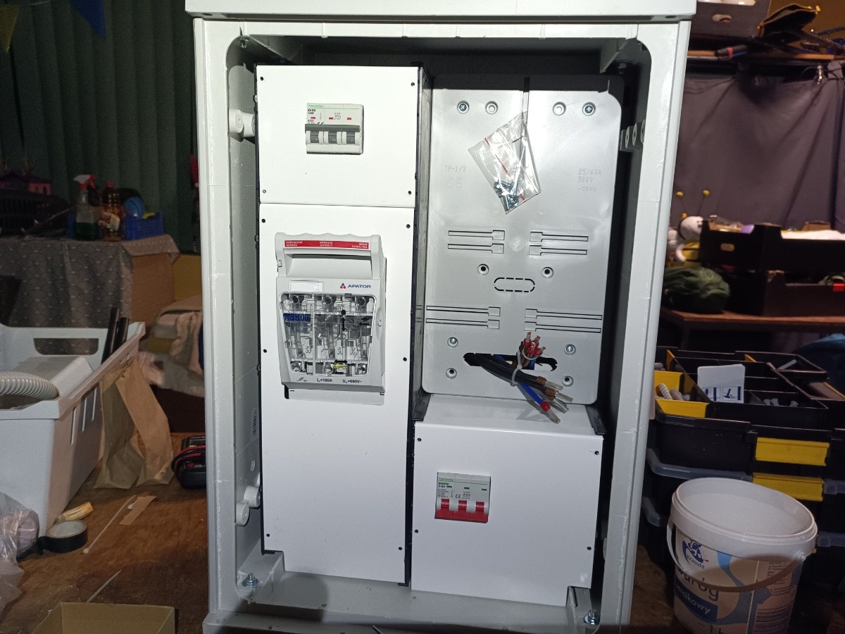 b06038d1-d252-4fd1-b947-004a5dd2b373