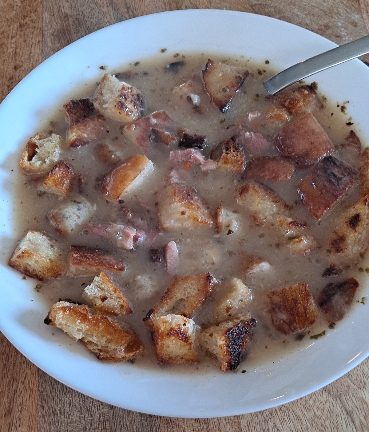 e2a0547a-00fe-421c-be9e-9268a9fbba9f