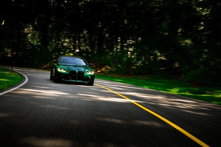 Pirat drogowy pędził przez Warszawę? Umorzenie śledztwa "prawidłowe"