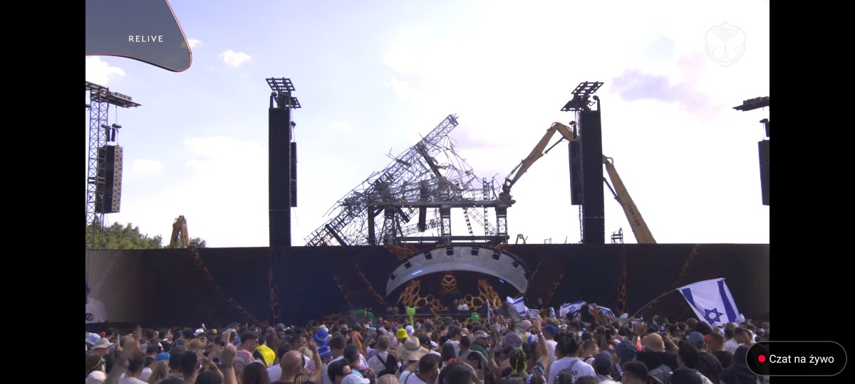 b70cb65e-8de3-4533-b351-e99c117fc988