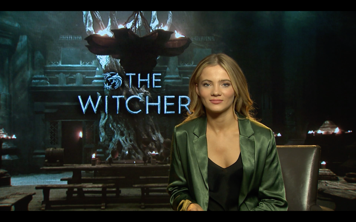 Wiedźmin - Freya Allan o Ciri, 2. sezonie i walce na miecze z Henrym Cavillem [WYWIAD VIDEO]