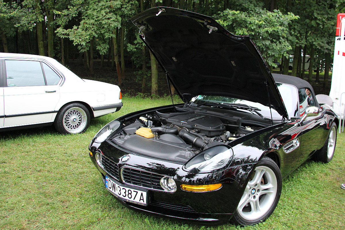 d55990ce-fb17-4381-9f68-29b80630fd5a