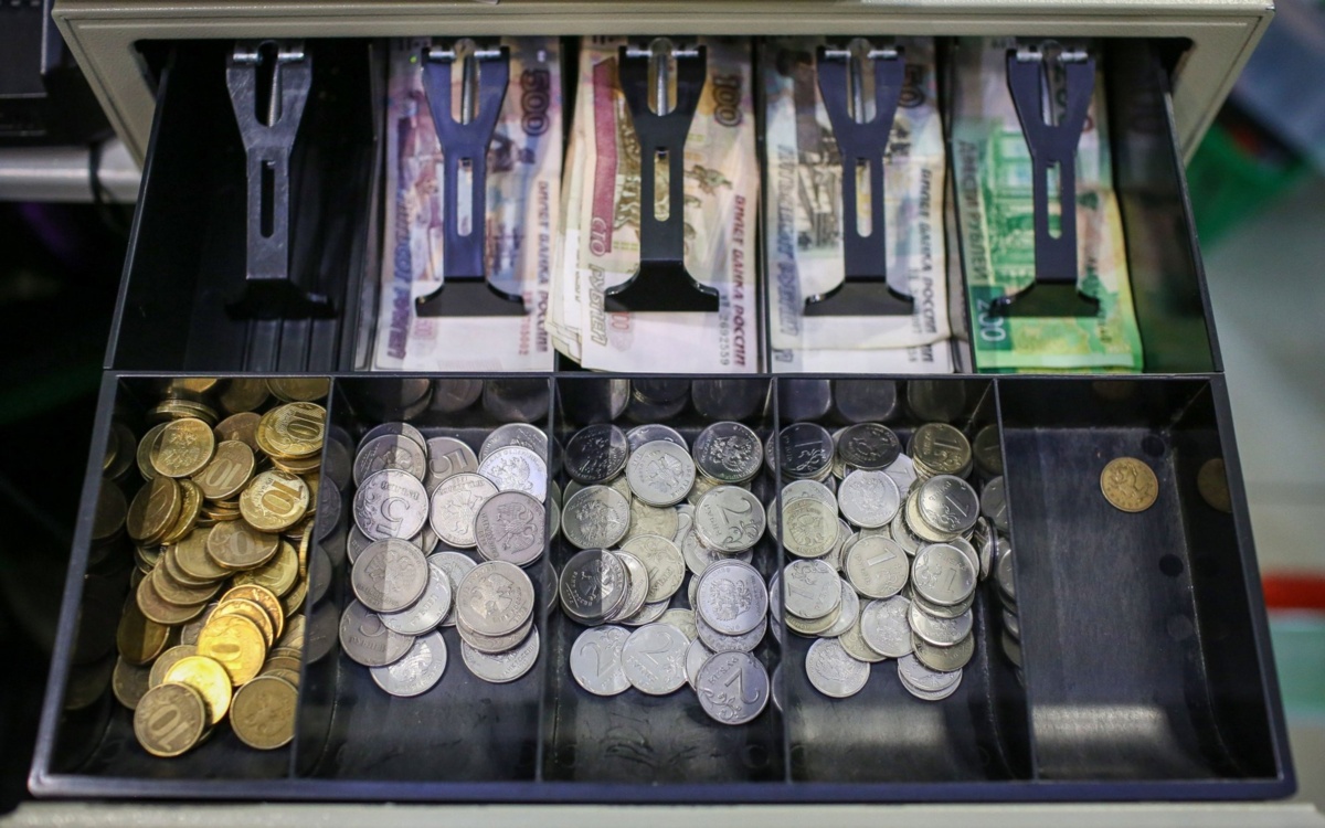 Rosja uruchomiła dodruk rubli. Ma zasypać rekordową dziurę w budżecie