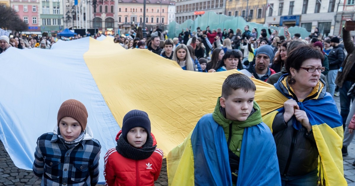 Sejm zdecydował o 800 plus dla obywateli Ukrainy. Oto koszty ustawy dla państwa