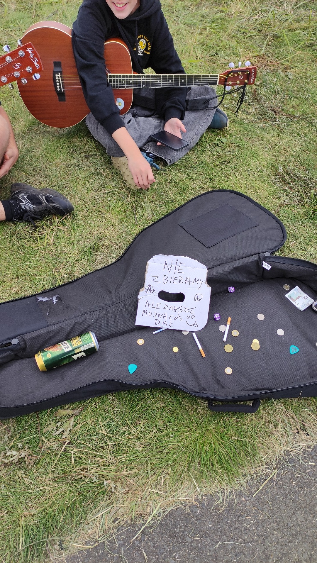 0a2be9a6-2d1b-4e2a-8dec-426f15fd6d6b