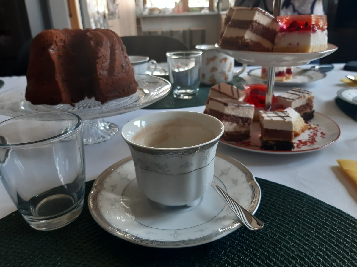 5d8d49ec-dce3-41c4-b476-49e525d81010