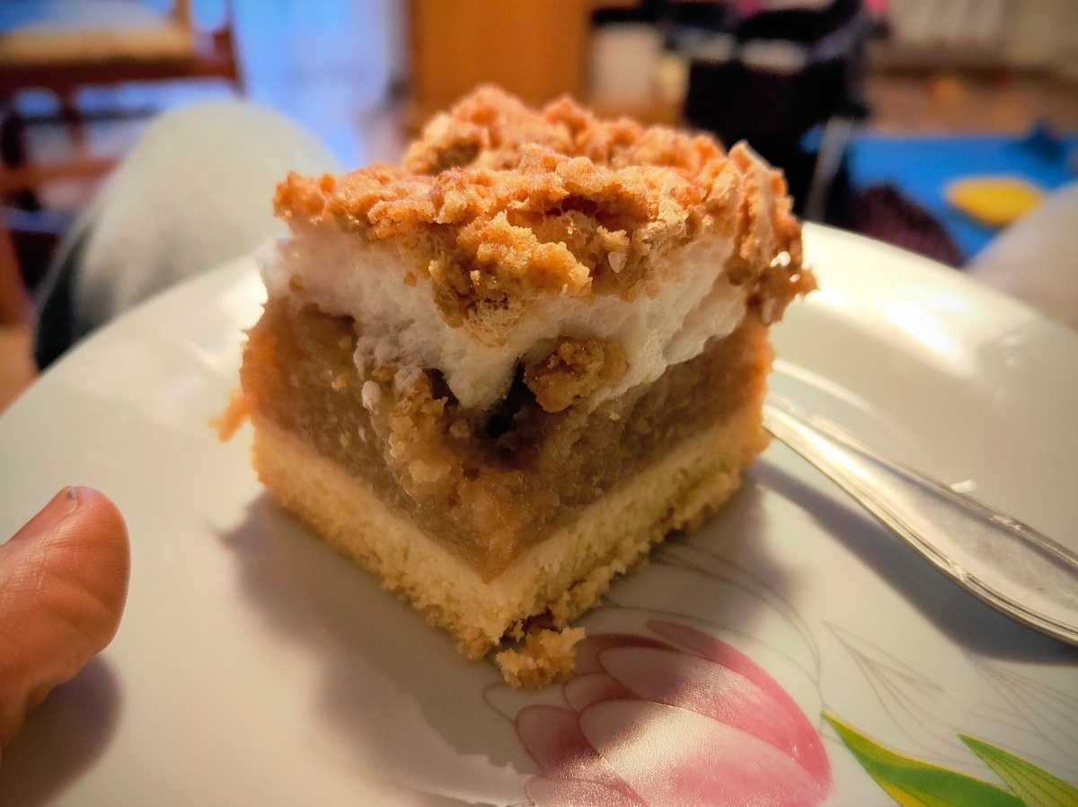 9a61347a-5b2a-4160-b64a-57a9d005d04e