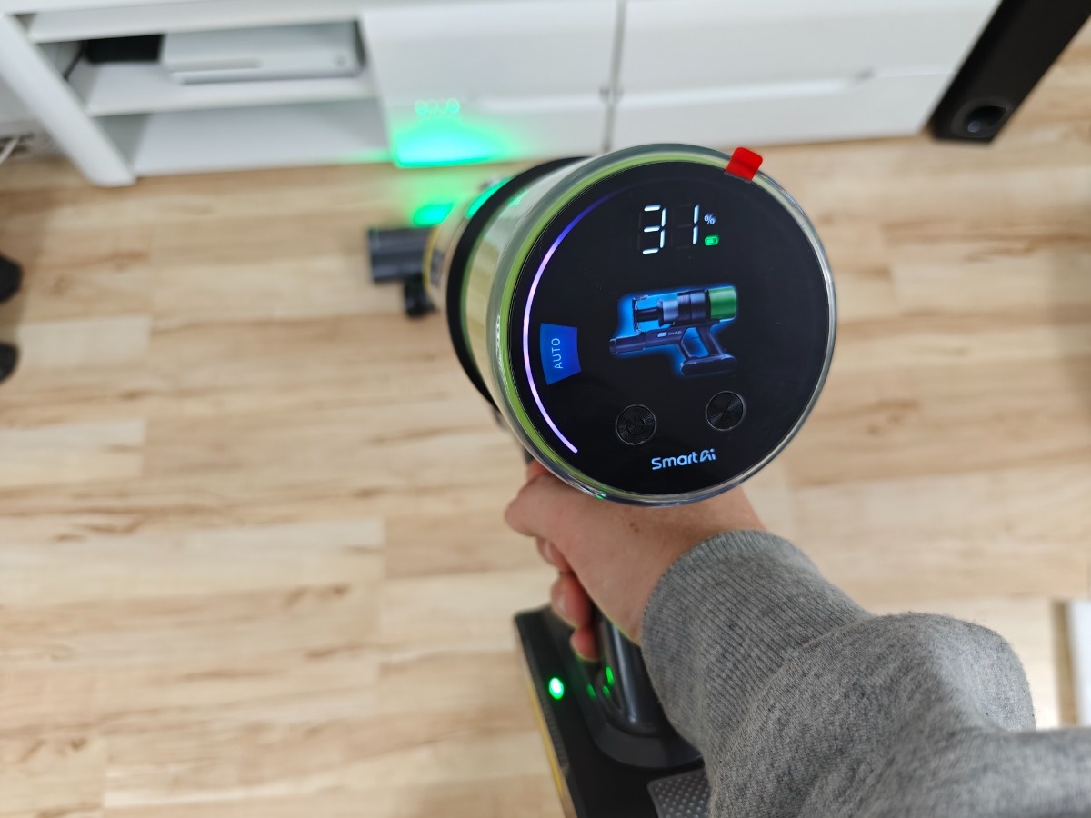 56802550-e22f-4a7f-b989-4cc7892cd3f3